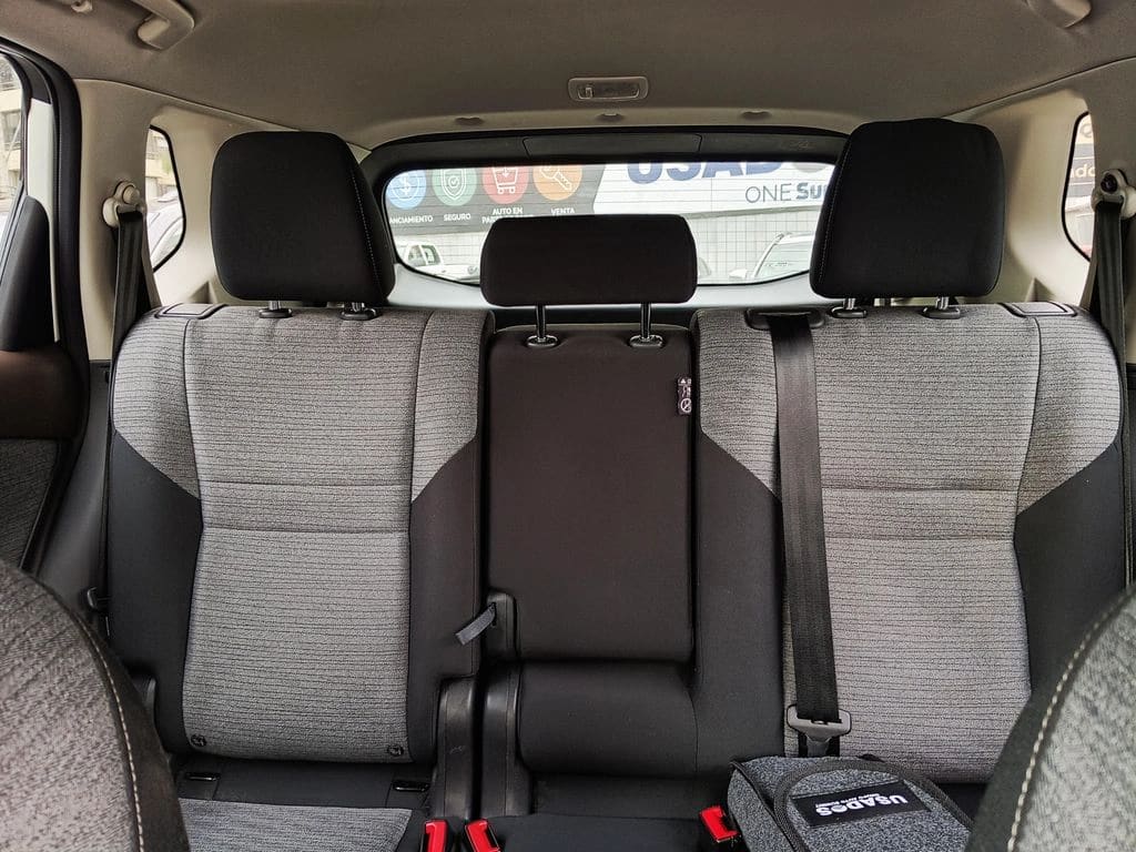 2024 Nissan X-Trail 2.5 - Miniatura 3