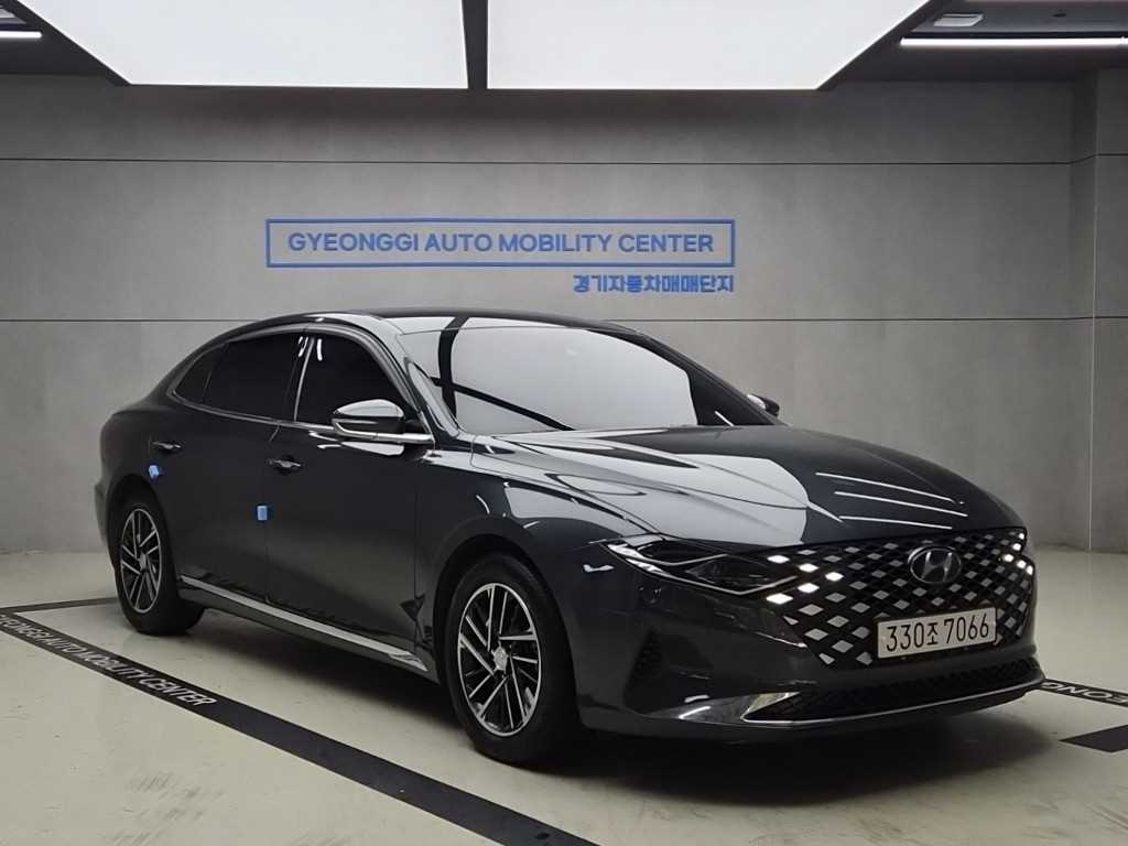 2020 Hyundai Grandeur IG Gris - Imagen 1