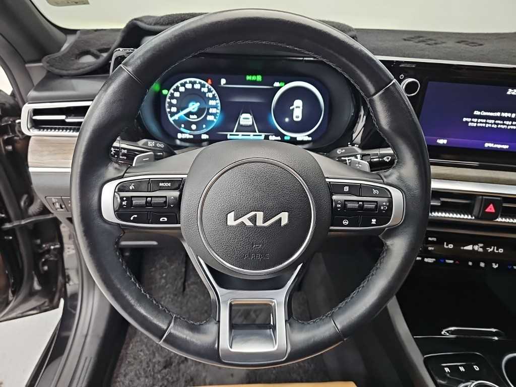 2022 Kia K5 3rd Negro - Miniatura 9