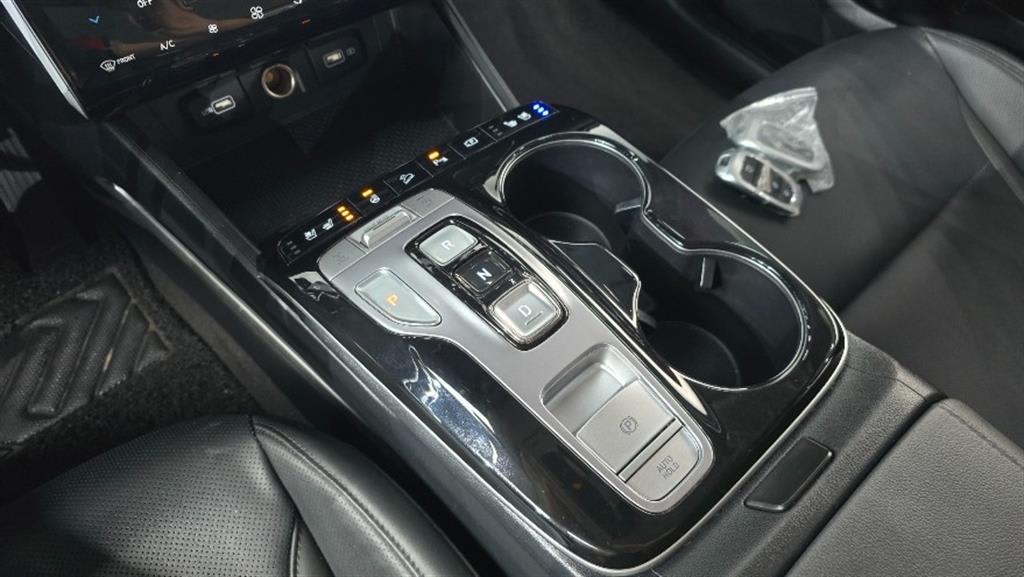 2021 Hyundai Tucson (NX4) Gris - Miniatura 9