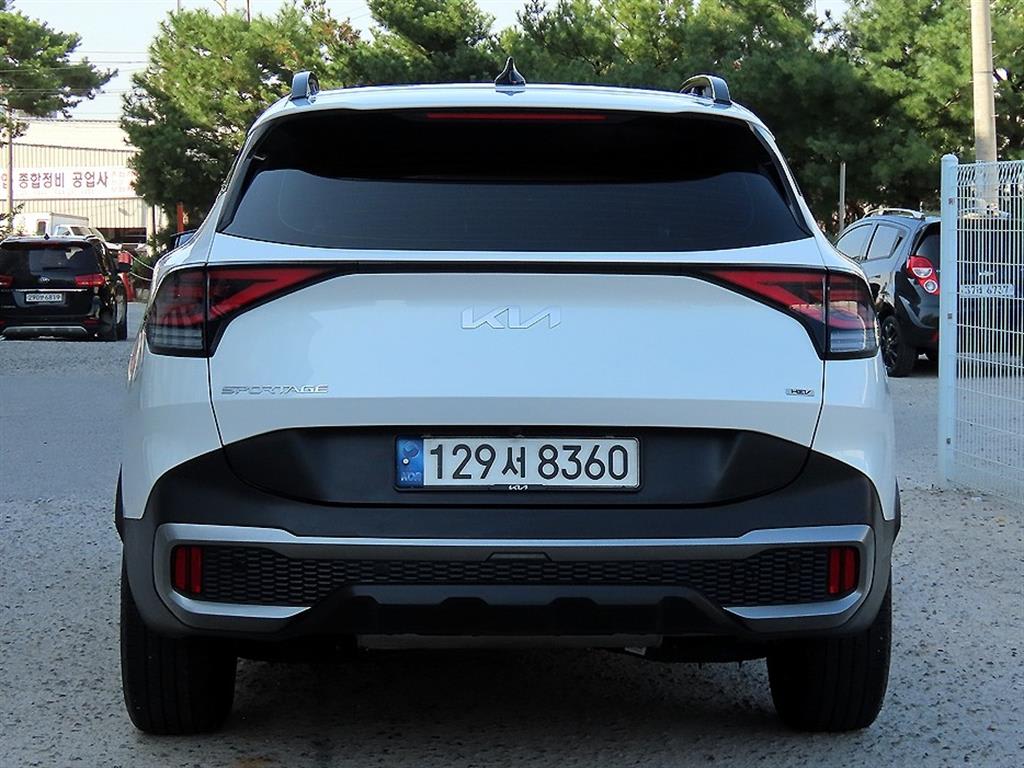 2022 Kia Sportage Hybrid Blanco - Miniatura 4