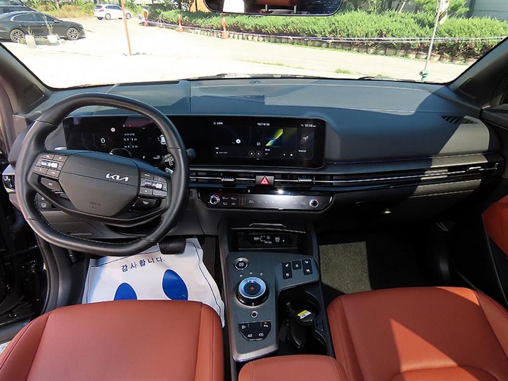 2025 Kia Sportage 5th Negro - Miniatura 7