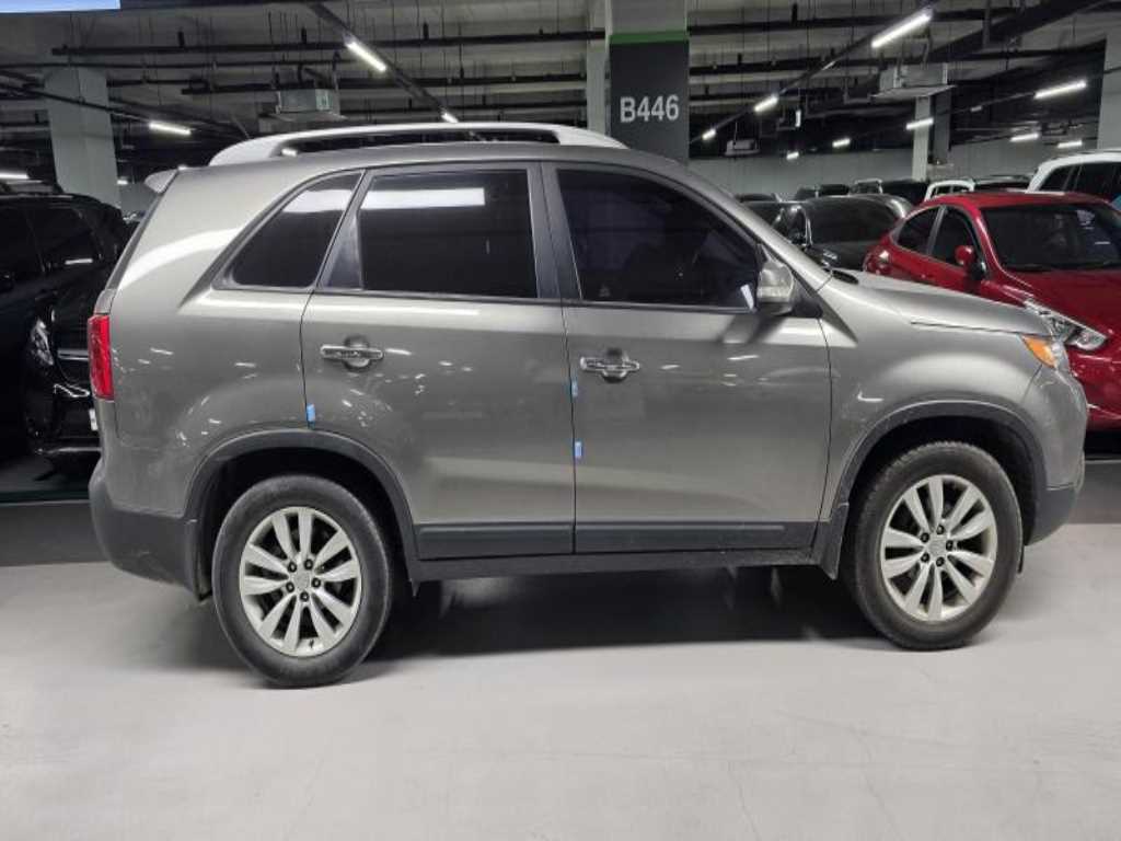 2012 Kia Sorento R Gris - Miniatura 3