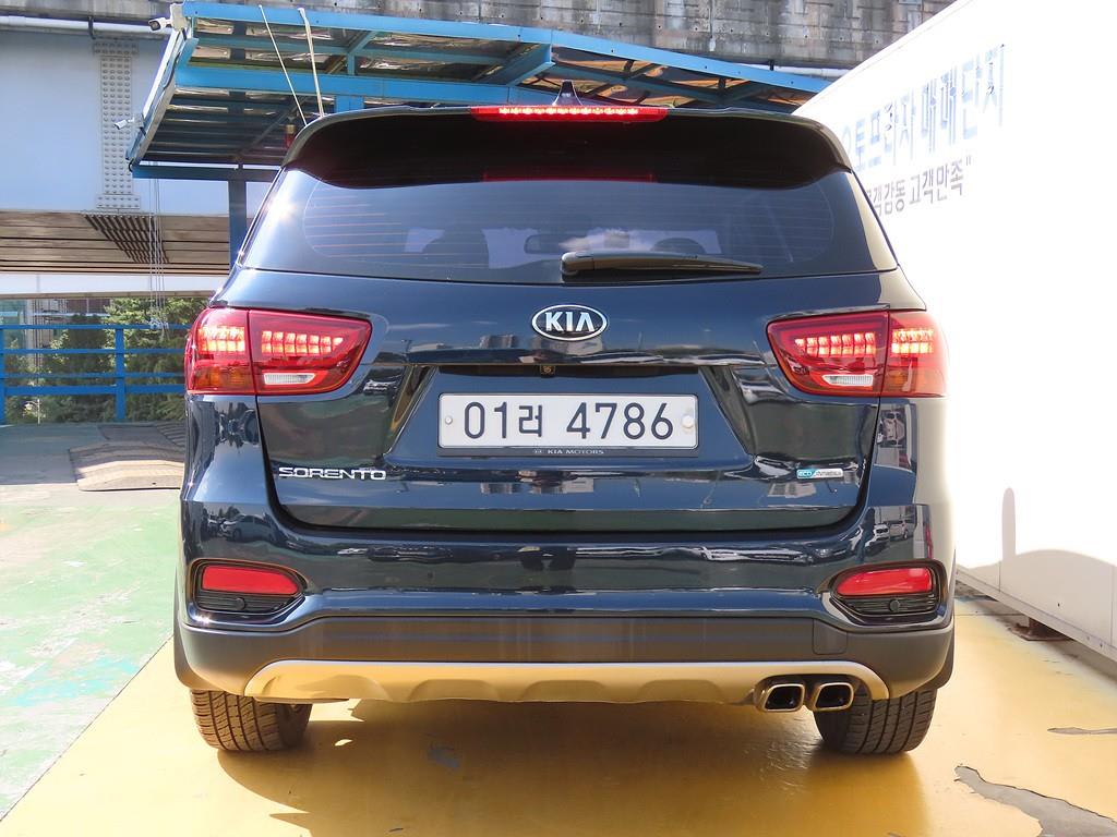 2019 Kia Sorento Diesel Negro - Miniatura 3