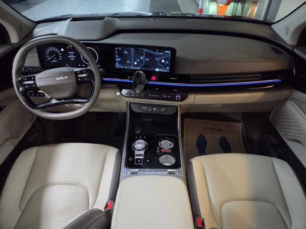 2025 KIA Carnival Ref 421111 Gasoline Negro - Miniatura 6