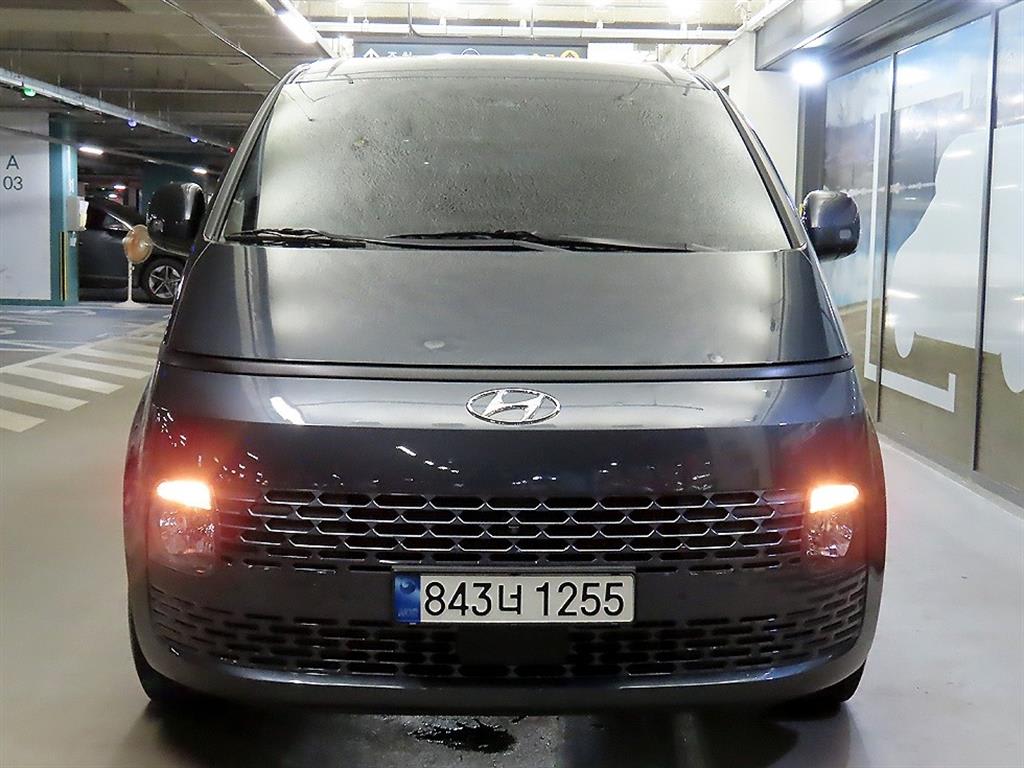 2024 Hyundai Staria Ref 421013 Diesel Gris - Miniatura 2