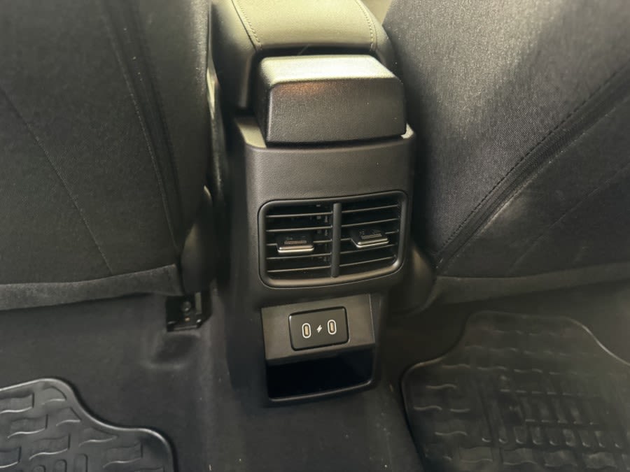 2025 Kia K3 EX MPI 1.6 EX Blanco - Miniatura 9