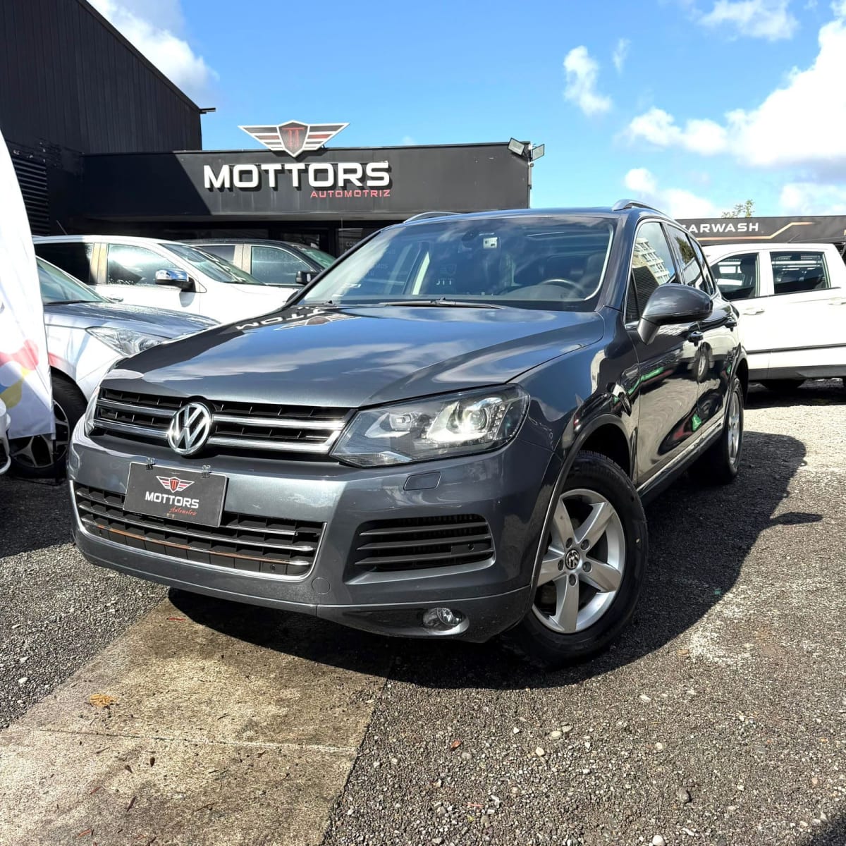 2012 Volkswagen Touareg TDI Gris - Imagen 1