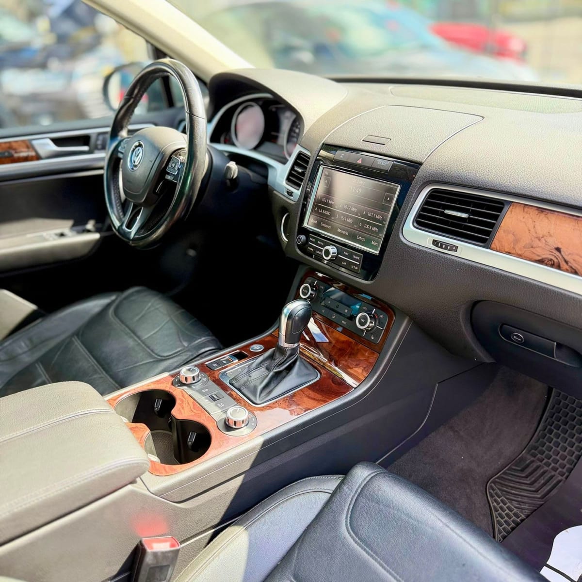 2012 Volkswagen Touareg TDI Gris - Miniatura 10
