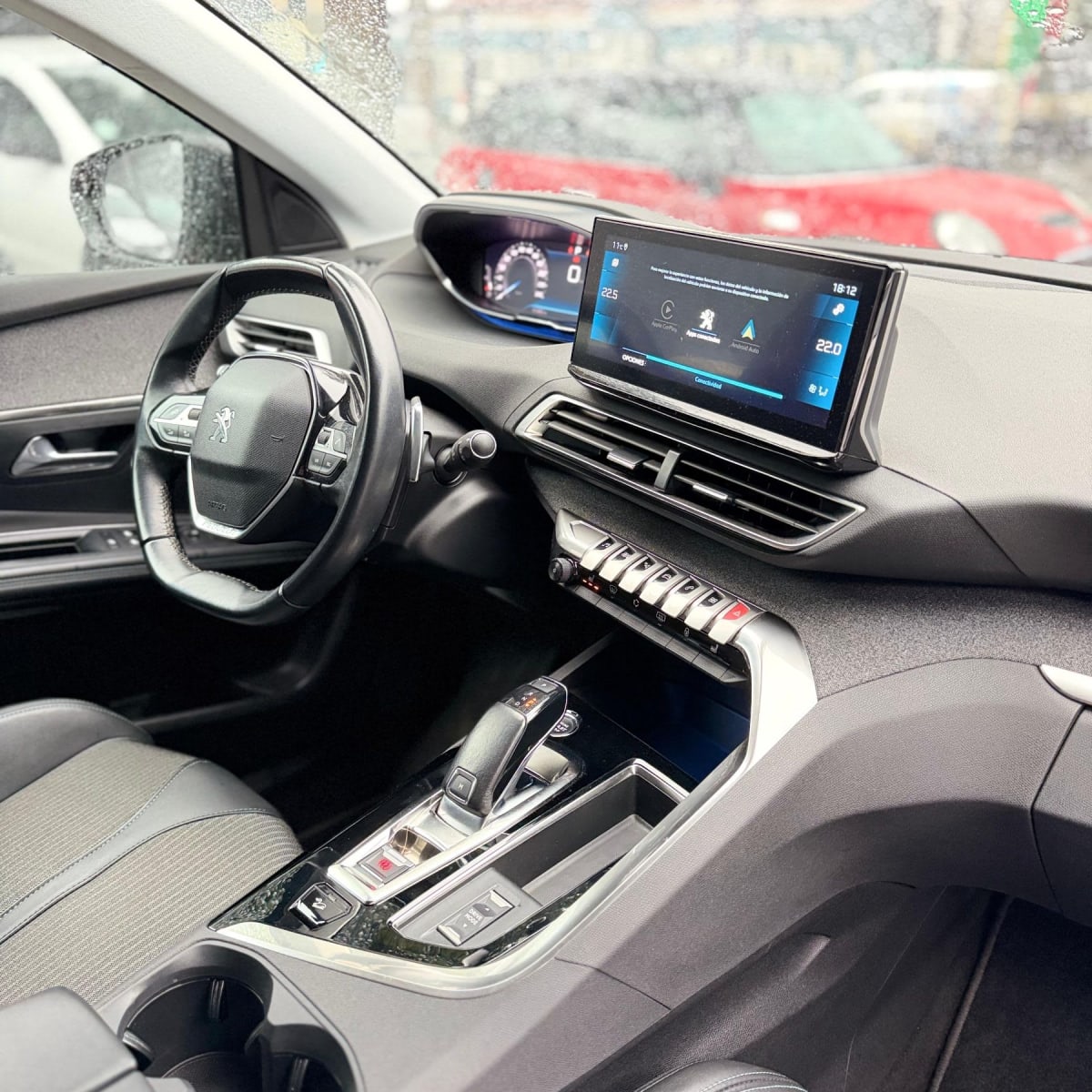 2022 Peugeot 3008 ALLURE Rojo - Miniatura 9