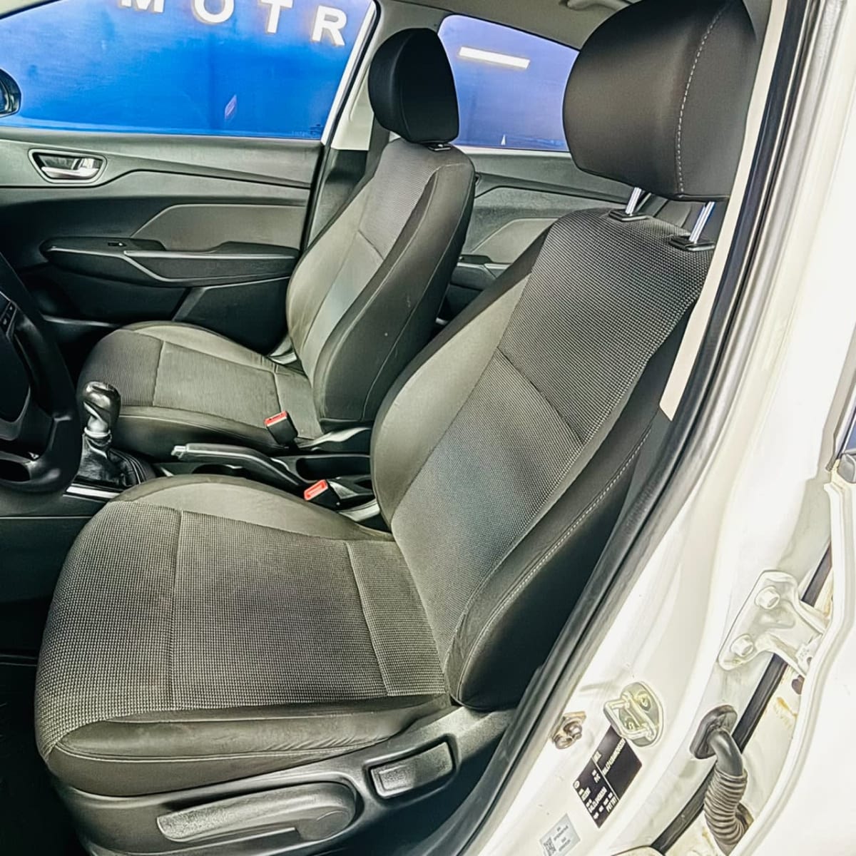 2021 HYUNDAI ACCENT HCI 1.4 HCI - Miniatura 10