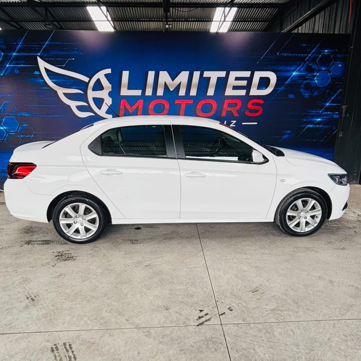 2022 Peugeot 301 ACTIVE PACK VTI 1.6 AUT ACTIVE - Miniatura 6