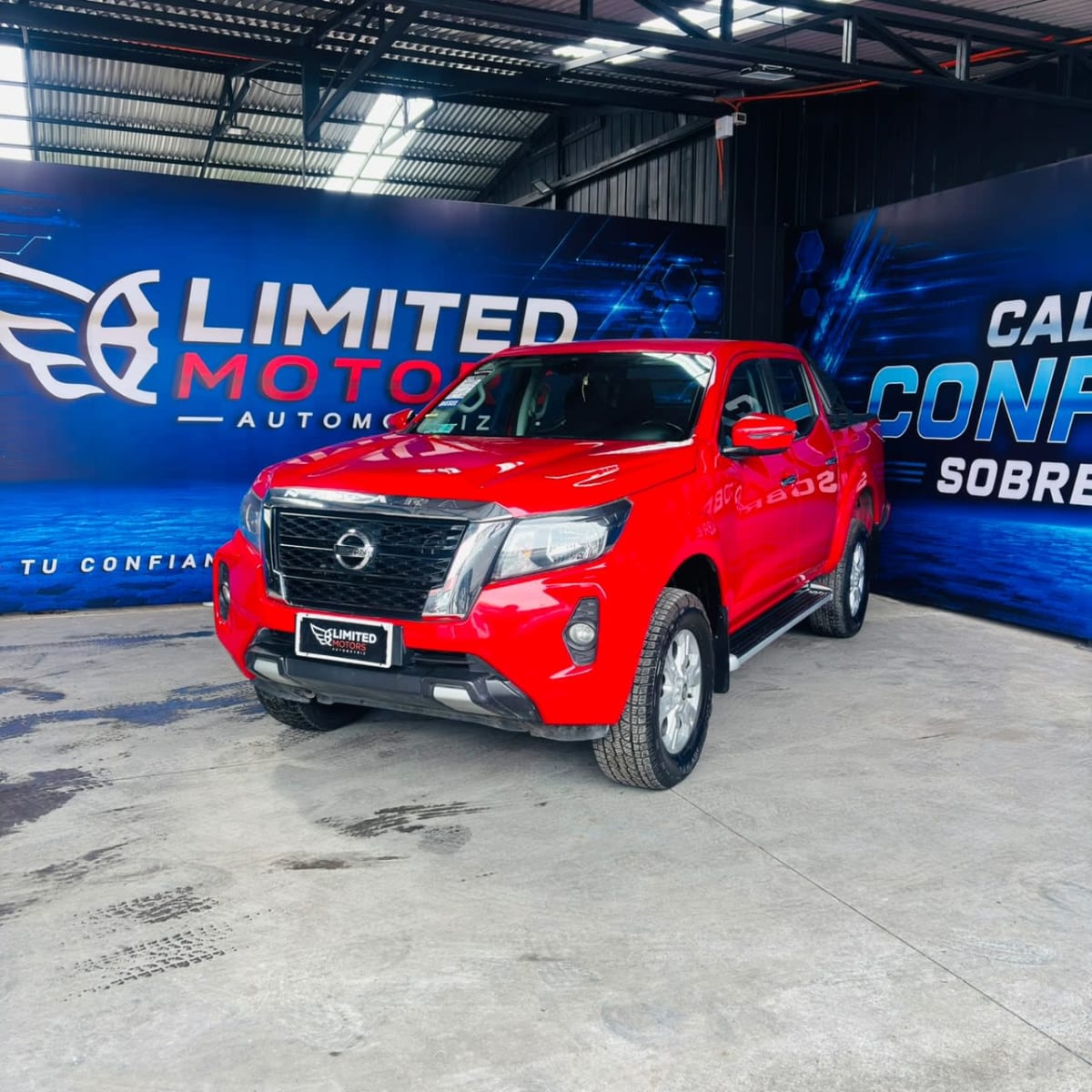 2022 Nissan NAVARA D CAB MT 4X4 2.3 D - Imagen 1