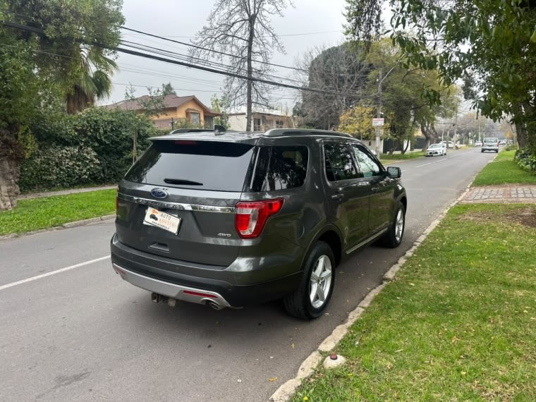2017 Ford EXPLORER 3.5 - Miniatura 7