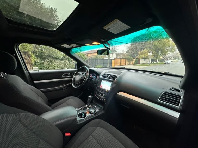 2017 Ford EXPLORER 3.5 - Miniatura 10