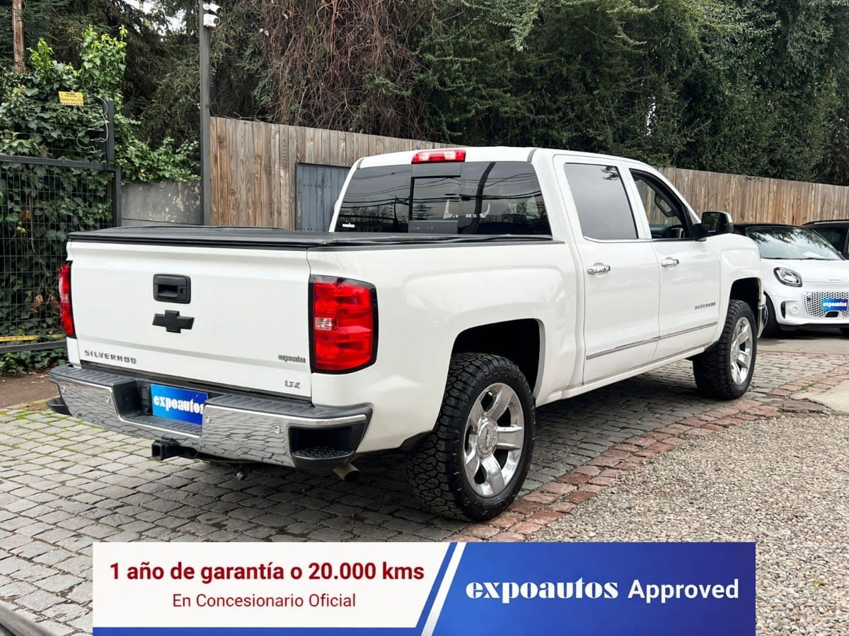 2015 Chevrolet SILVERADO LTZ Blanco - Miniatura 4
