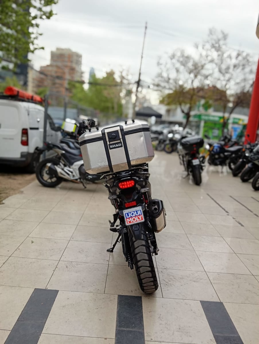 2025 Honda Africa Twin Twin - Miniatura 5