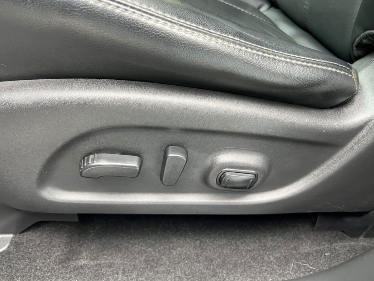 2015 Nissan PATHFINDER ADVANCE Plata - Miniatura 6