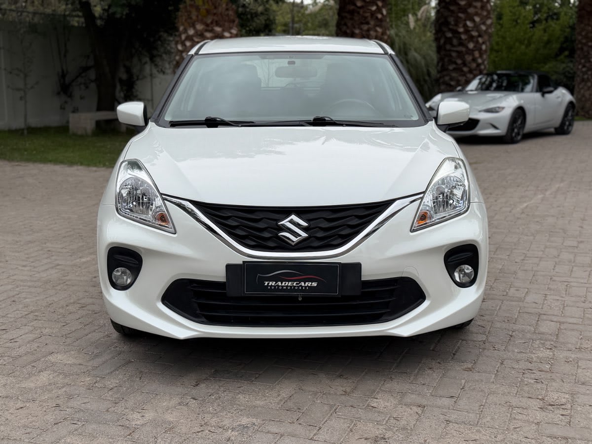 2022 Suzuki Baleno GLS Blanco - Miniatura 9