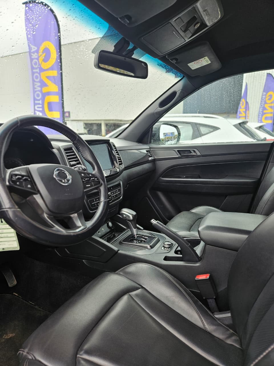 2022 SsangYong Musso - Miniatura 10