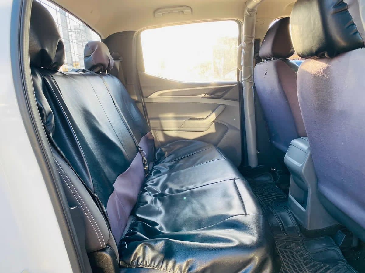 2021 Maxus T60 DCAB Blanco - Miniatura 6