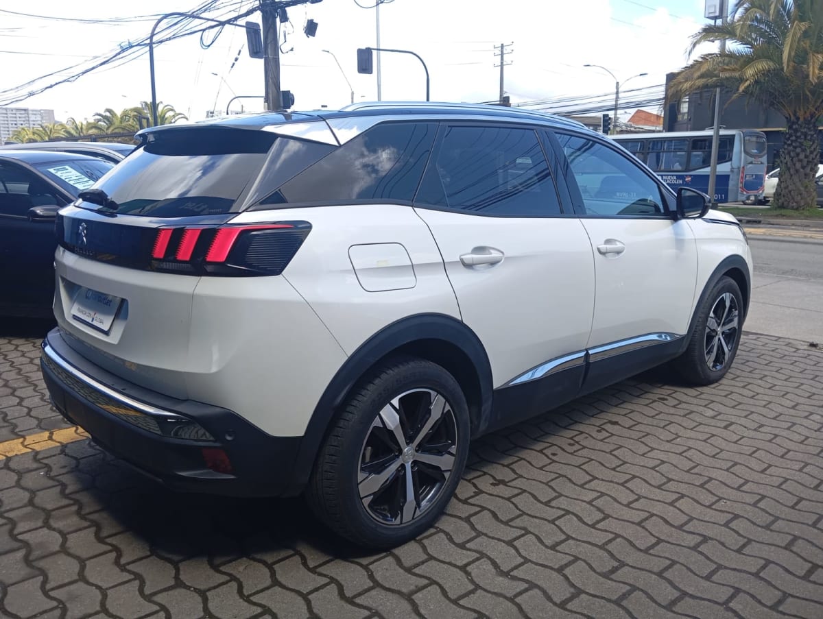 2024 Peugeot 3008 Blue HDI Blanco - Miniatura 4