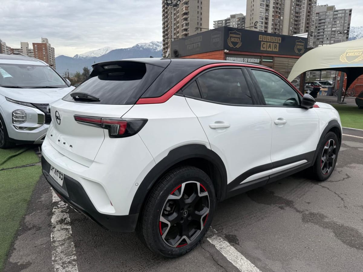 2023 Opel Mokka 1.2t Blanco - Miniatura 5