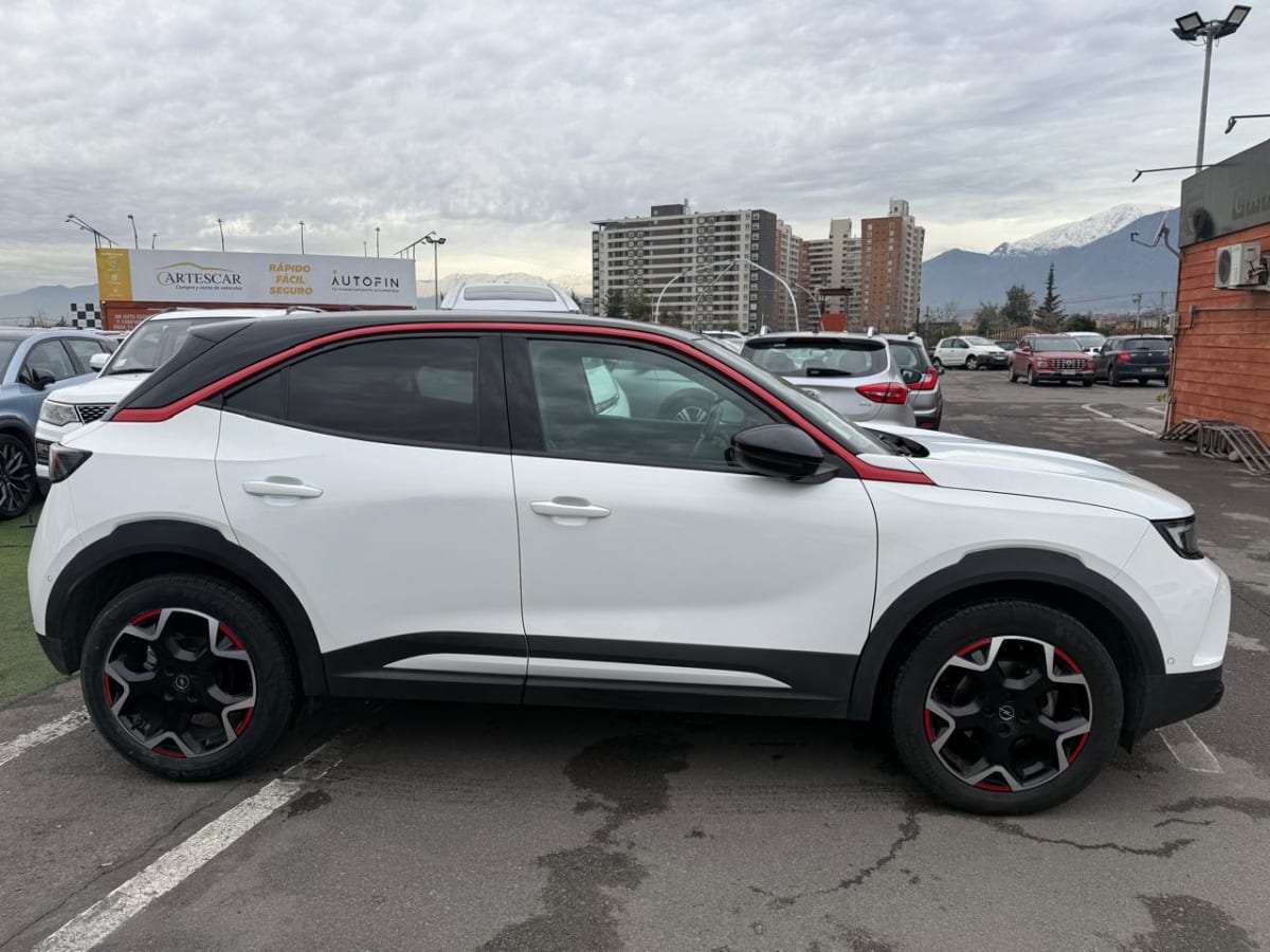 2023 Opel Mokka 1.2t Blanco - Miniatura 6