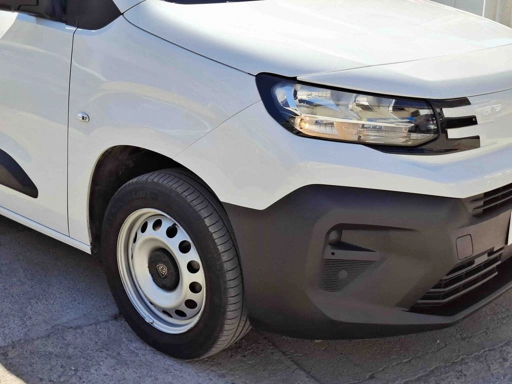 2025 Peugeot Partner L1 - Miniatura 4
