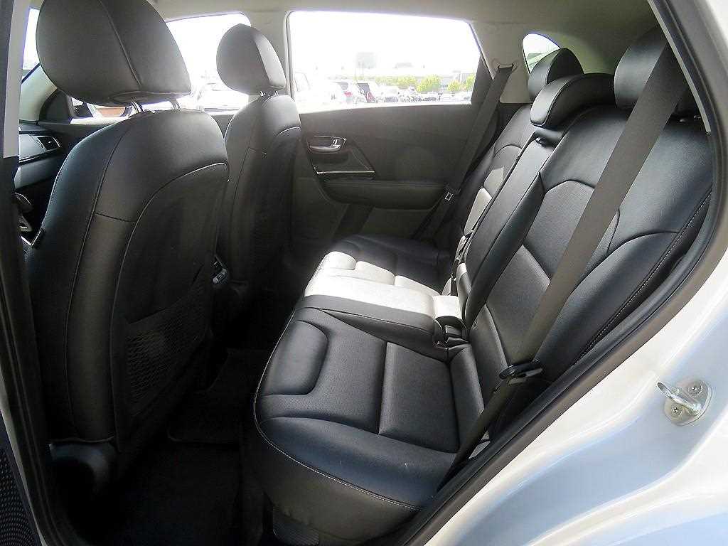 2018 Kia Niro 1.6 - Miniatura 7