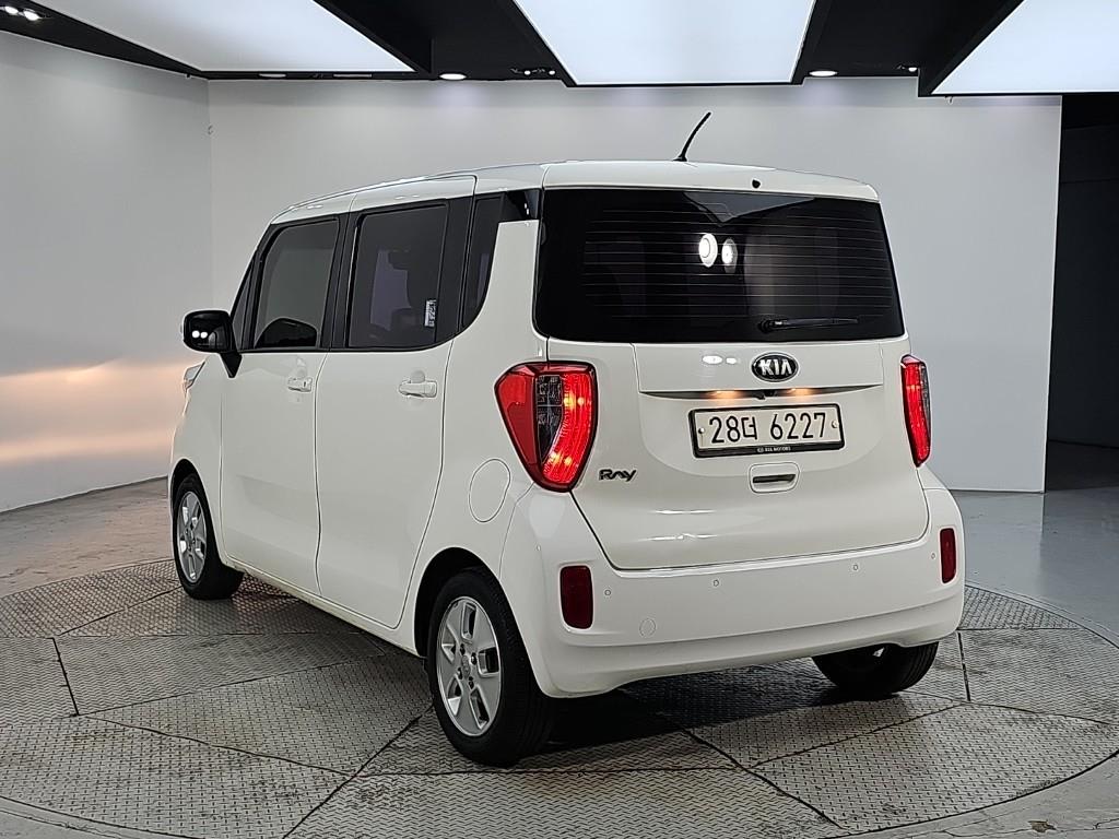 2013 KIA Ray Ref 421870 Gasoline Blanco - Miniatura 3