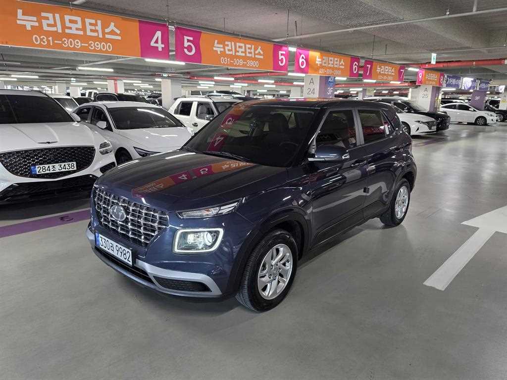 2022 Hyundai Venue 1.6 Azul - Miniatura 3