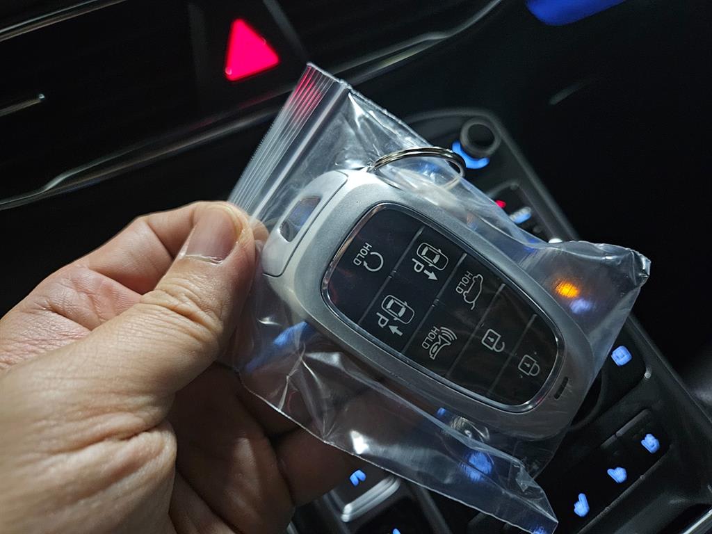 2021 Hyundai Santa Fe Hybrid Blanco - Miniatura 9