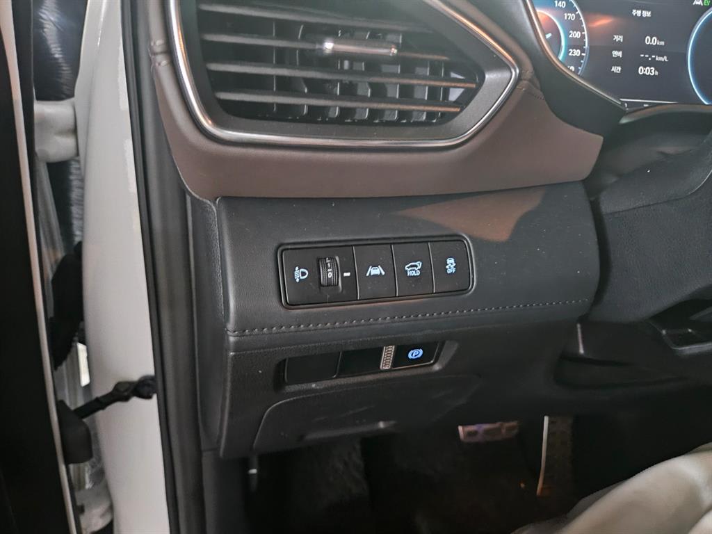 2021 Hyundai Santa Fe Hybrid Blanco - Miniatura 10
