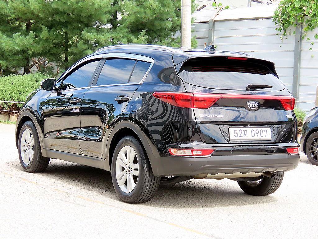2016 Kia Sportage Diesel Negro - Miniatura 3