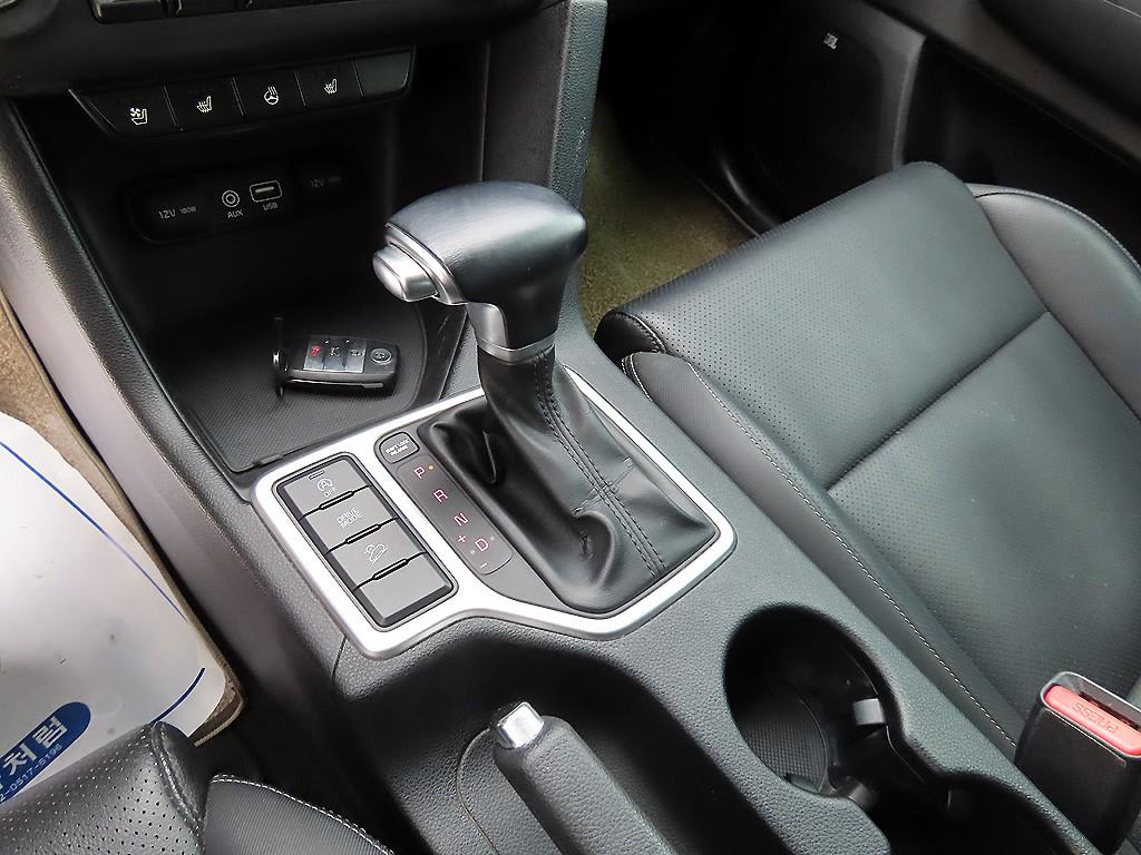 2016 Kia Sportage Diesel Negro - Miniatura 10