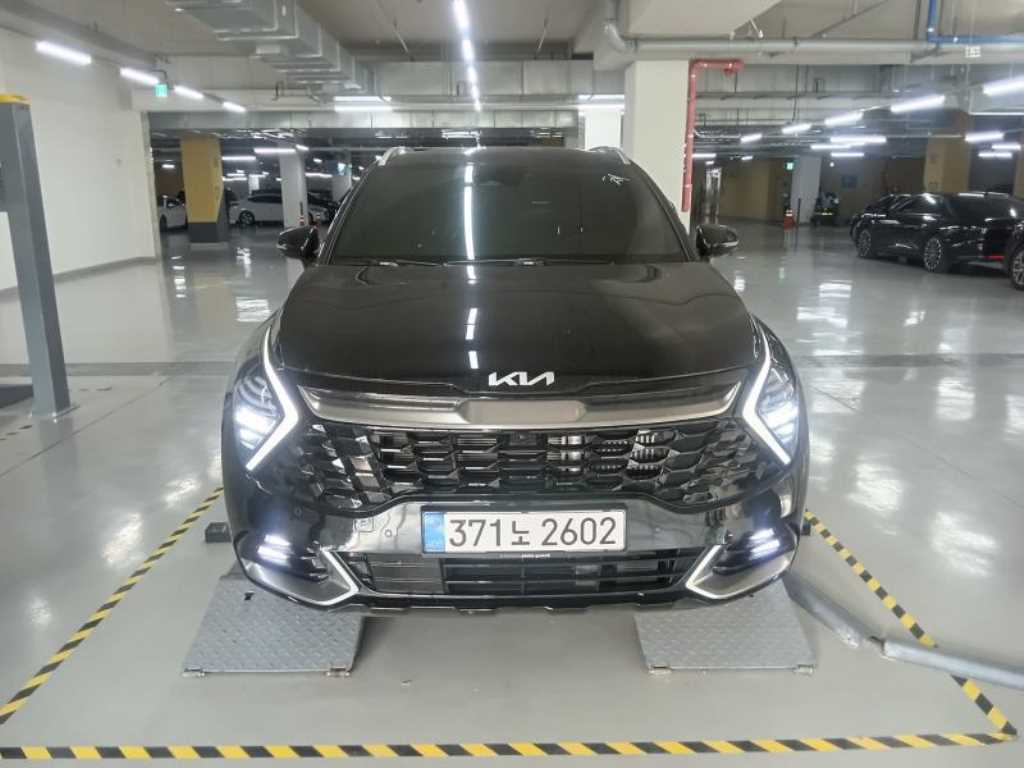 2024 Kia Sportage Hybrid Negro - Imagen 1