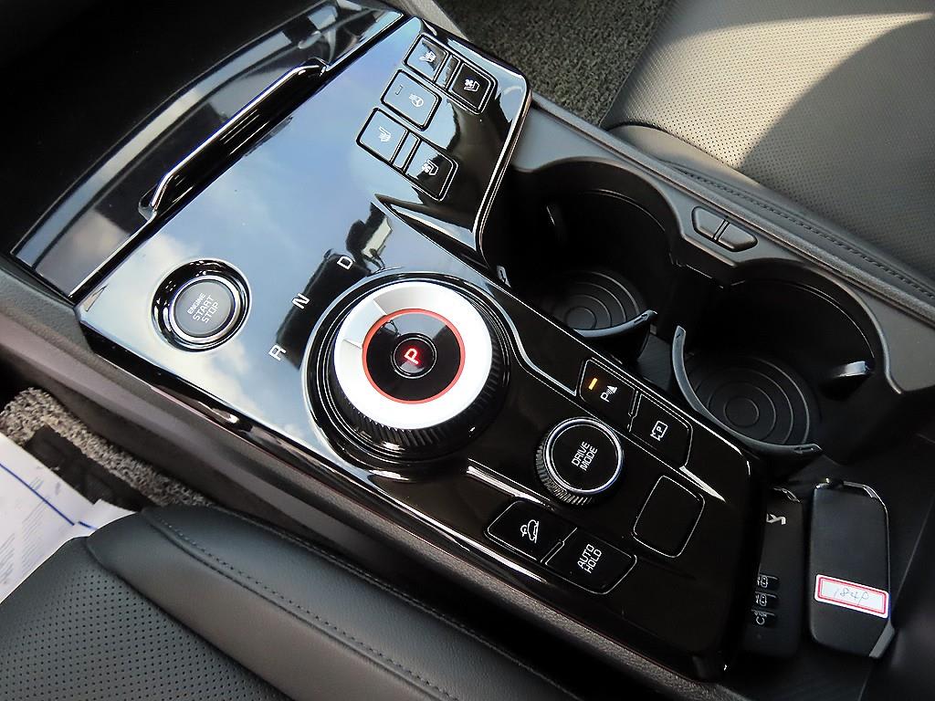 2024 Kia Sportage Hybrid - Miniatura 10