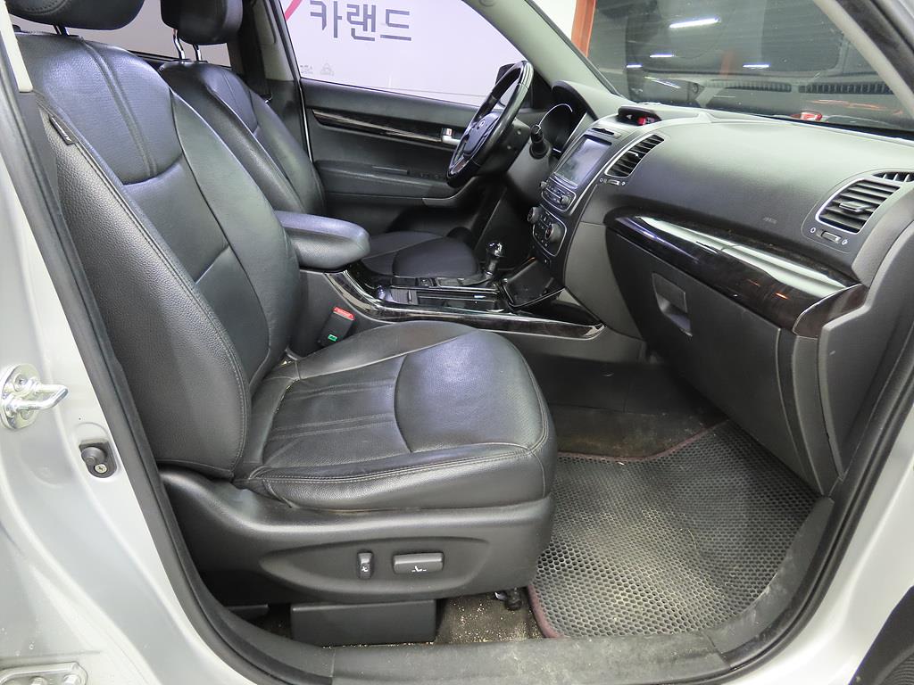 2014 Kia Sorento R Gris - Miniatura 6