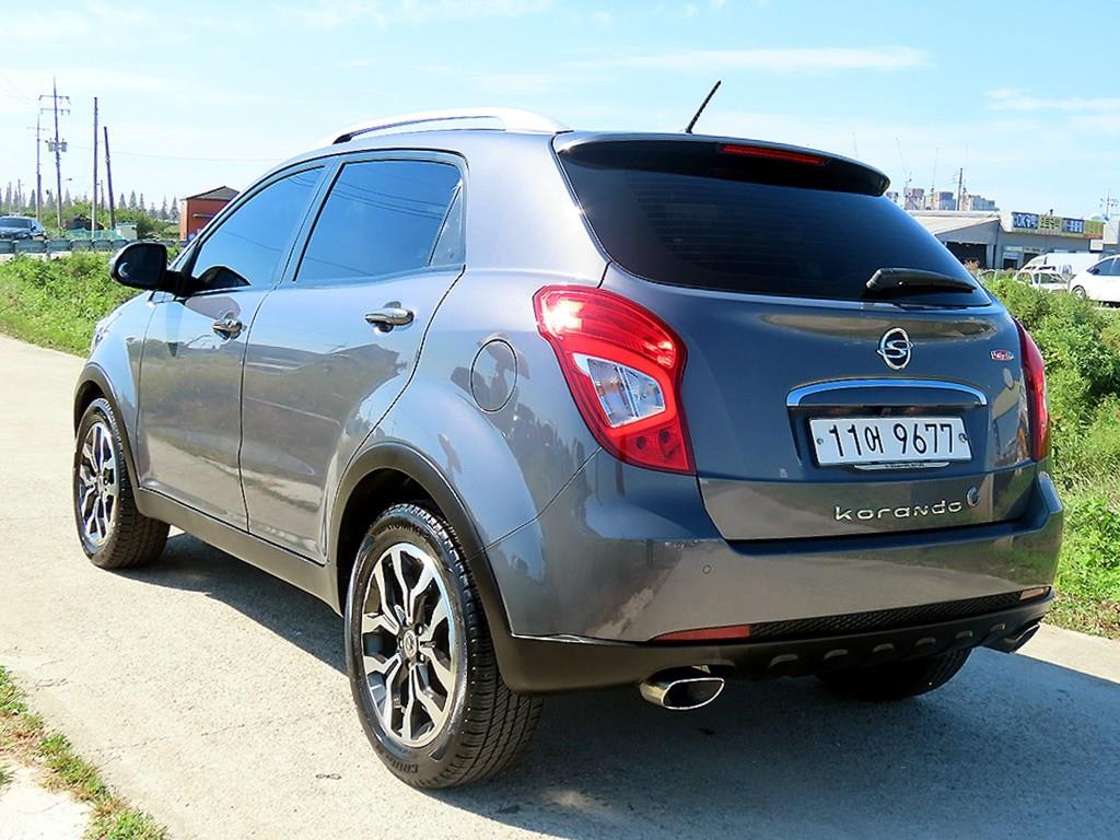 2016 SsangYong Korando C - Miniatura 3