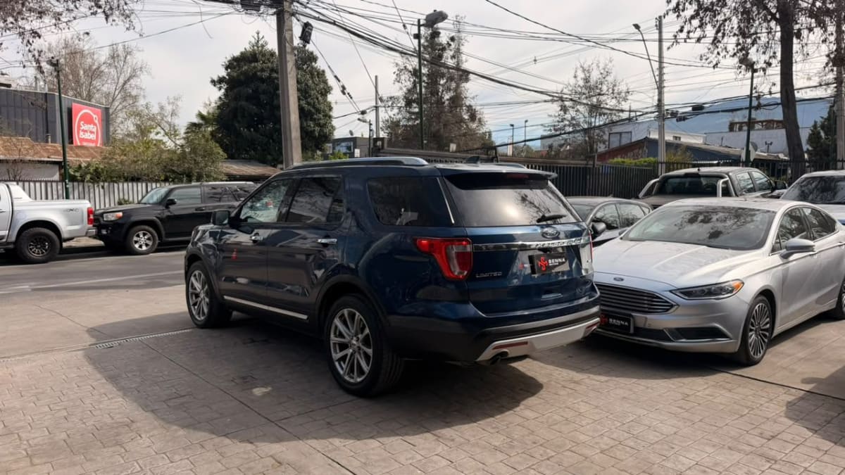 2017 Ford Explorer Limited - Miniatura 6