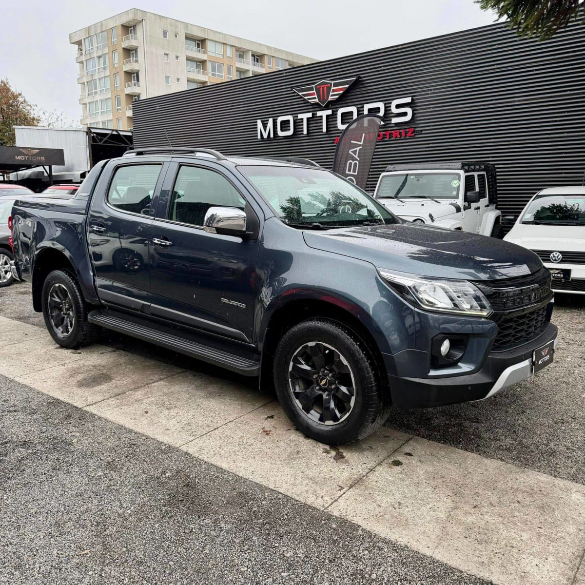 2022 Chevrolet Colorado HIGH - Miniatura 3