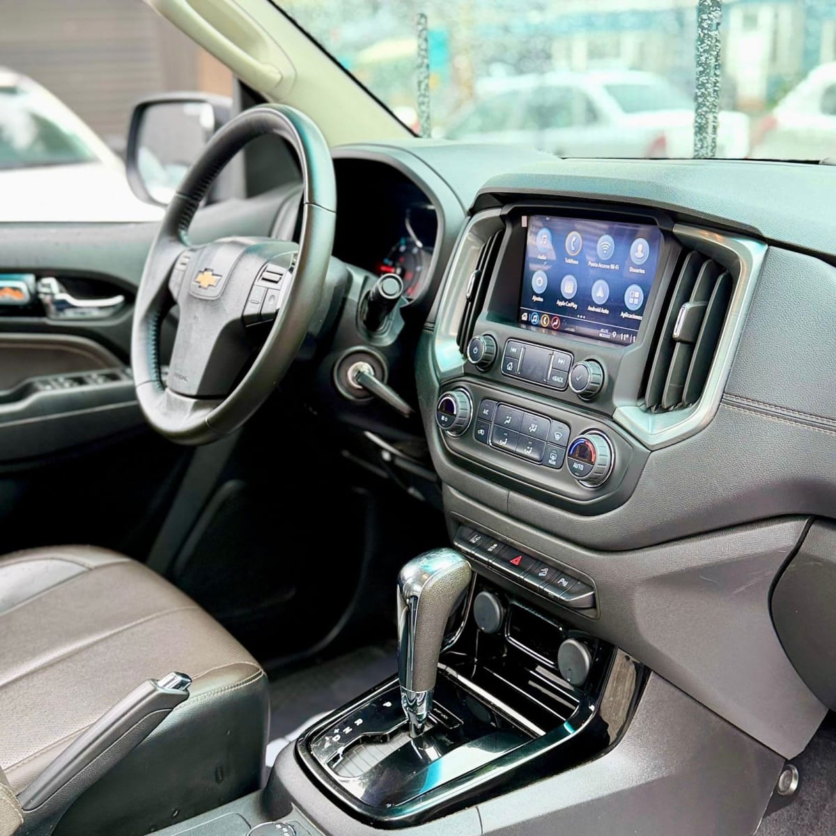 2022 Chevrolet Colorado HIGH - Miniatura 8