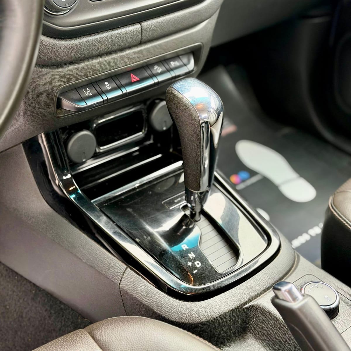 2022 Chevrolet Colorado HIGH - Miniatura 10