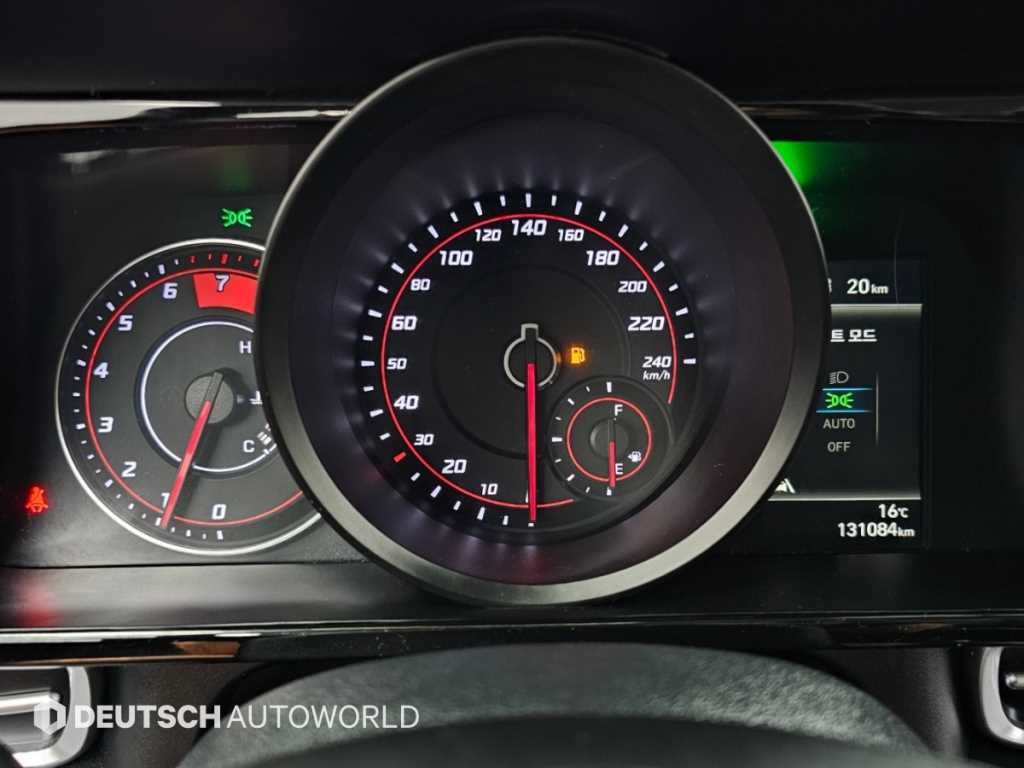 2021 Hyundai Avante (CN7) Blanco - Miniatura 8