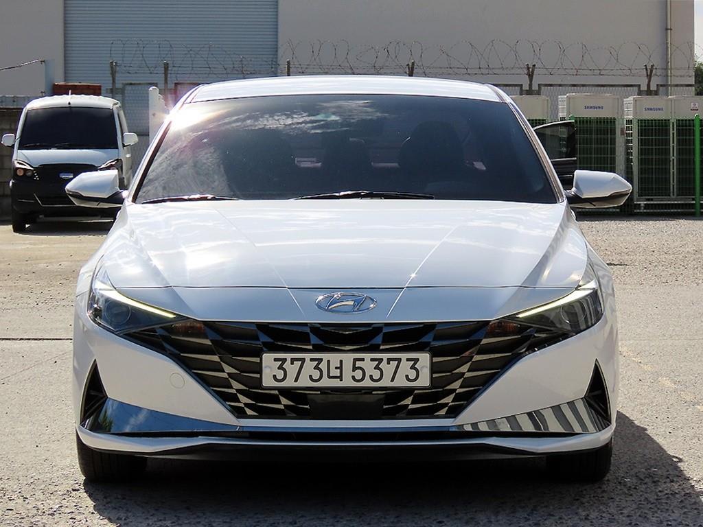 2021 Hyundai Avante (CN7) - Imagen 1
