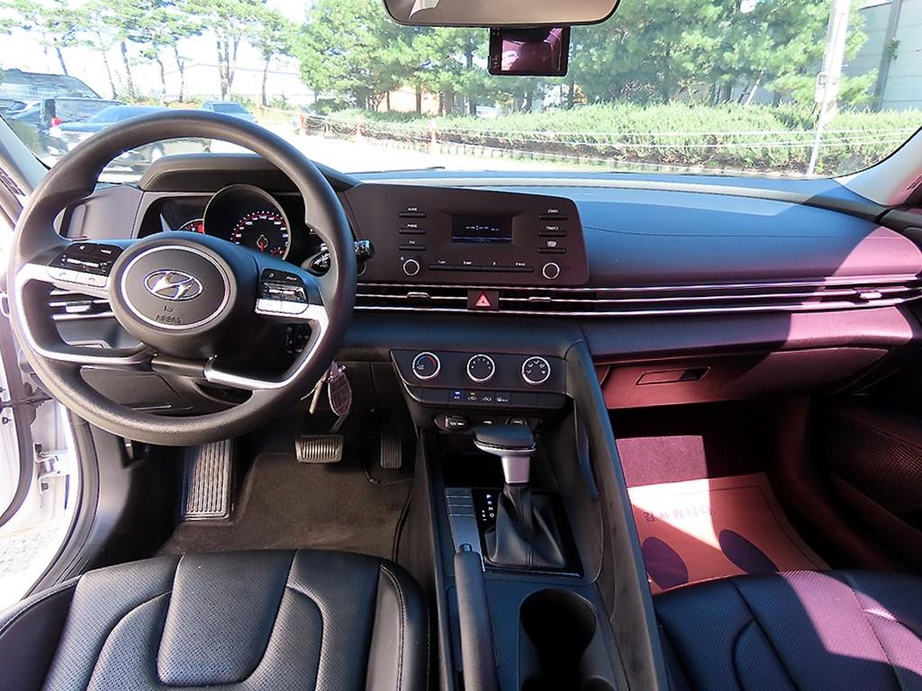 2021 Hyundai Avante (CN7) - Miniatura 7