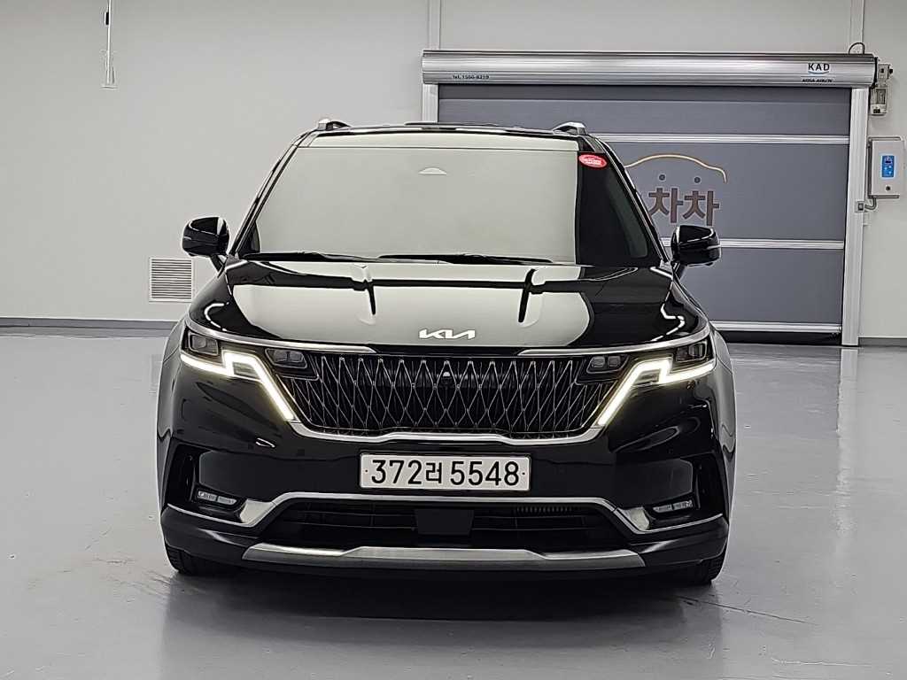 2023 Kia Carnival 4th Negro - Miniatura 2