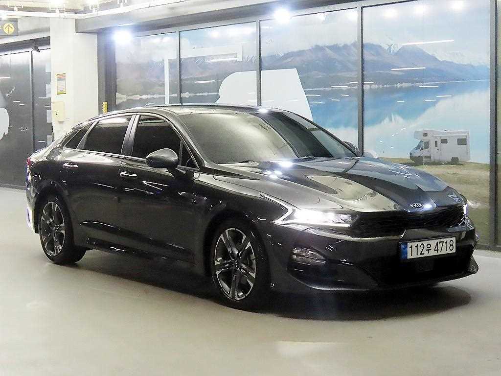 2021 Kia K5 3rd Gris - Imagen 1