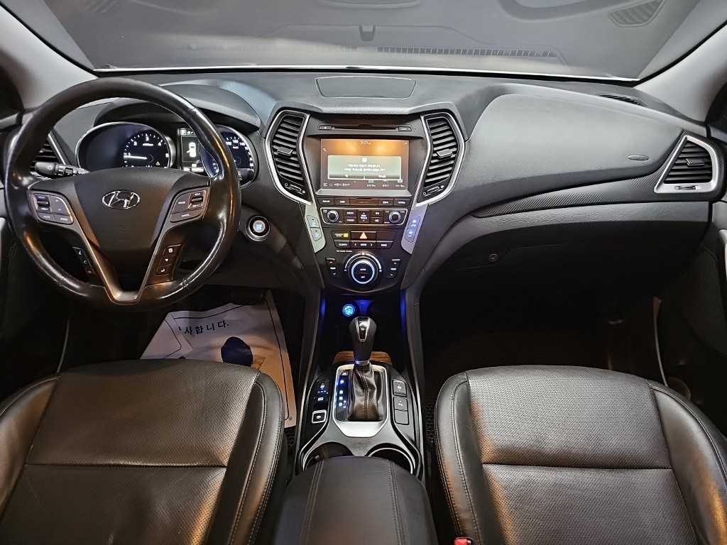 2018 Hyundai Santa Fe The Blanco - Miniatura 7